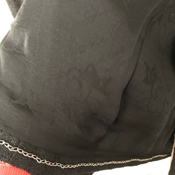 45% OFF🌟CHANEL Black/White Runway Jacket - Picture 12 of 16